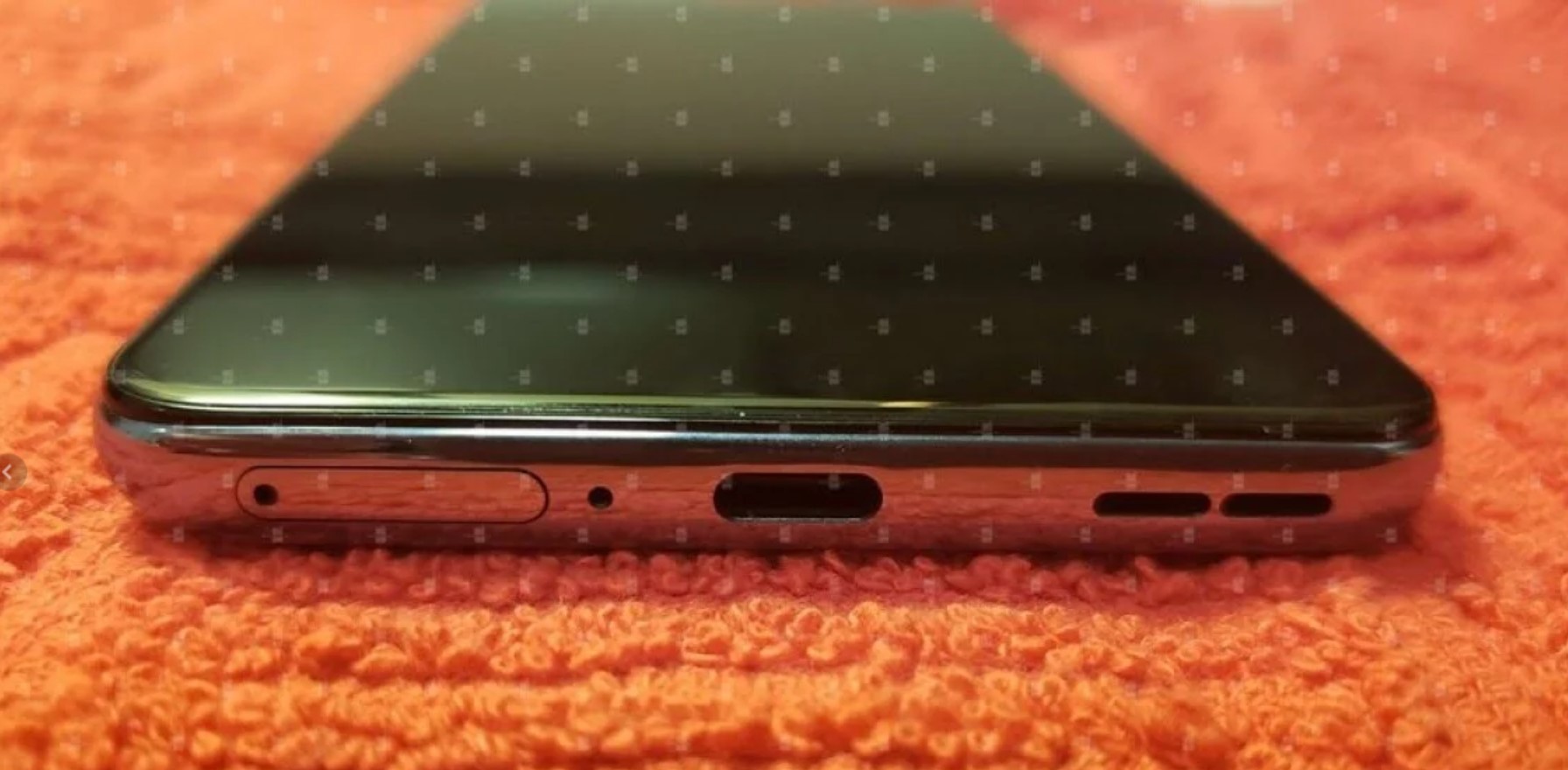 تسريبات جديدة تكشف تصميم ومحتويات هواتف OnePlus 9 المنتظرة