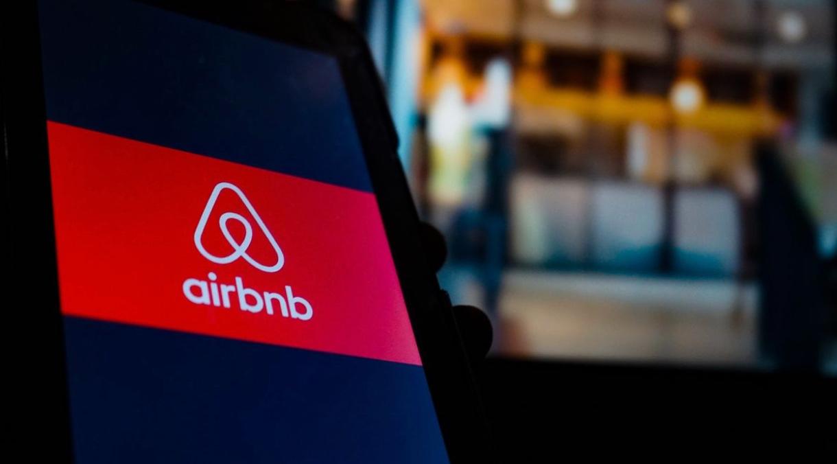 شركة Airbnb تبحث عن تقييم 35 مليار دولار في طرحها العام الأولي