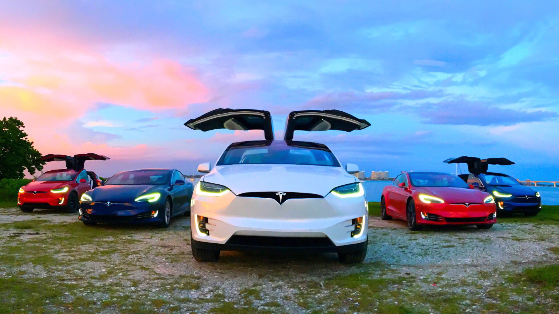 شركة Tesla تبيع نصف مليون سيارة خلال 2020 محطمة أرقامها القياسية