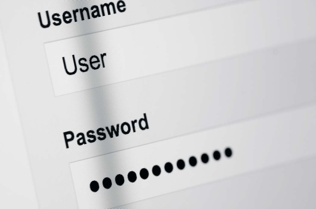 كيف يجعلك المحتالون تنقر على الروابط الخبيثة دون أن تدرك ذلك؟