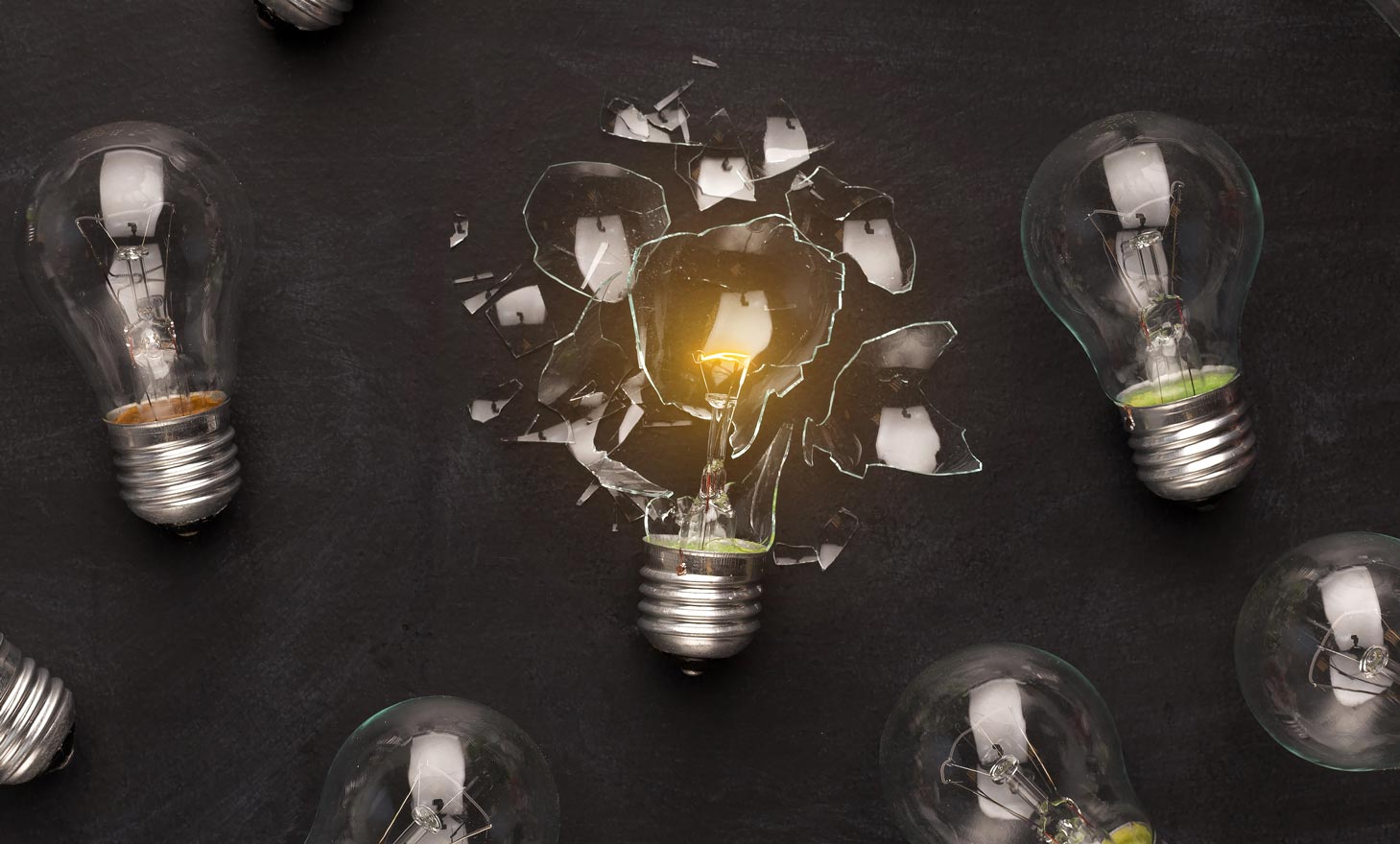 أسوأ صفقات الشركات التقنية واستحواذاتها الفاشلة