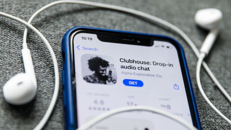 بعد فيسبوك ولينكد إن، تسريب بيانات مستخدمي Clubhouse أيضاً