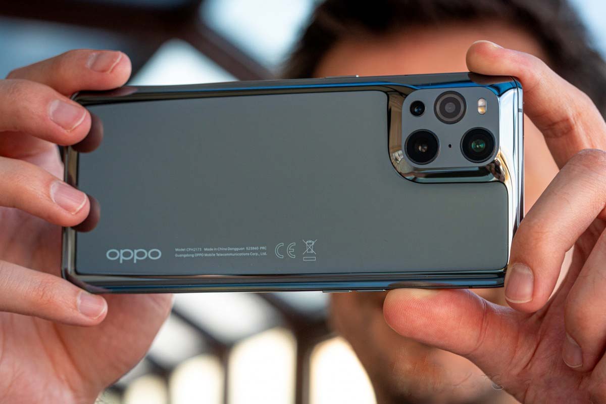 ثلاثة سنوات من تحديثات أندوريد هي العرف الجديد VIVO وOppo تنضمان إلى قائمة الموافقين