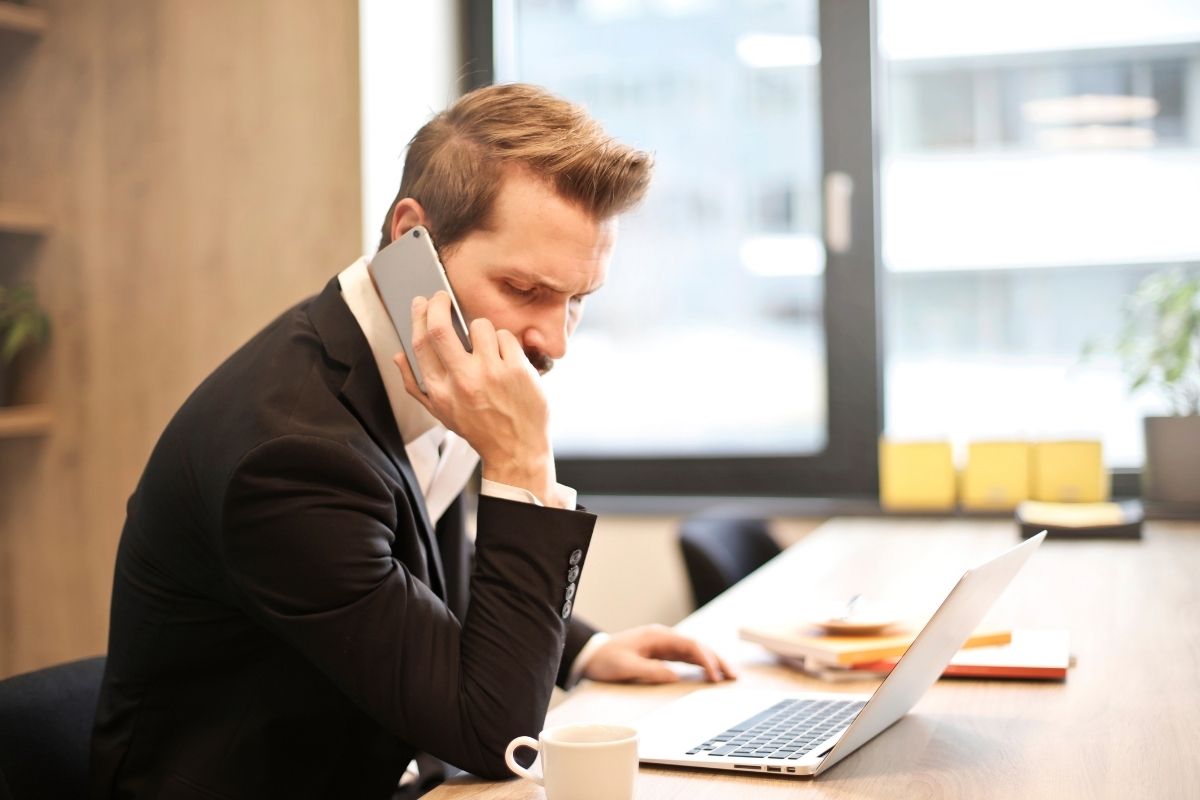 برنامج الايمو