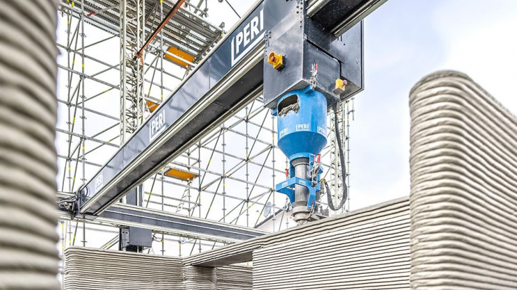 بعد أشهر من بدأ العمل اقتربت عملية إنشاء أول مبنىً مطبوع بشكل ثلاثي الأبعاد في العالم من الاكتمال في ألمانيا والمنظر مثير للإعجاب.