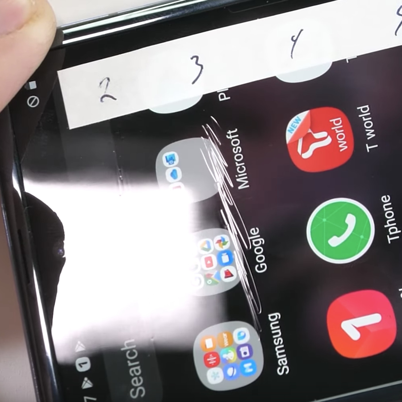 مع تقديمها من العديد من الشركات، هل باتت الهواتف القابلة للطي منتجاً مناسباً حقاً الآن؟