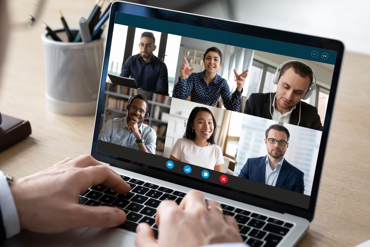 الحصول على مايكروسوفت تيمز مجانا