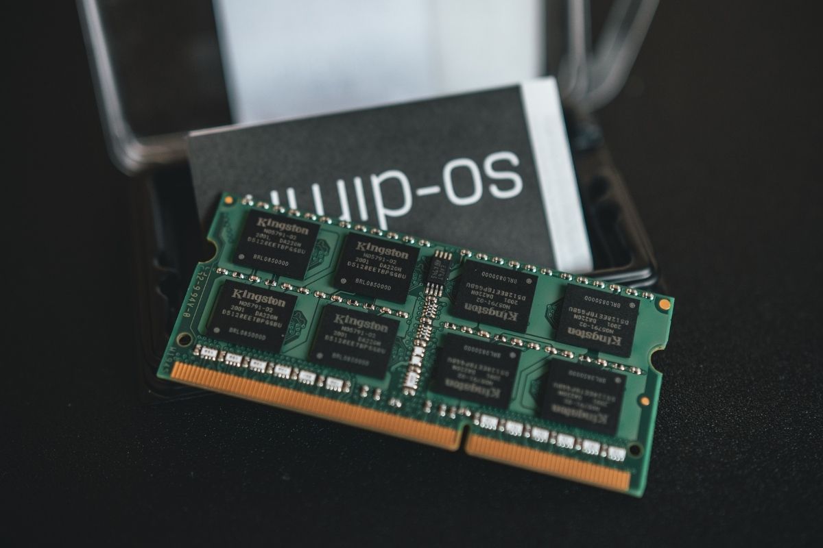 الفرق بين الرام والروم