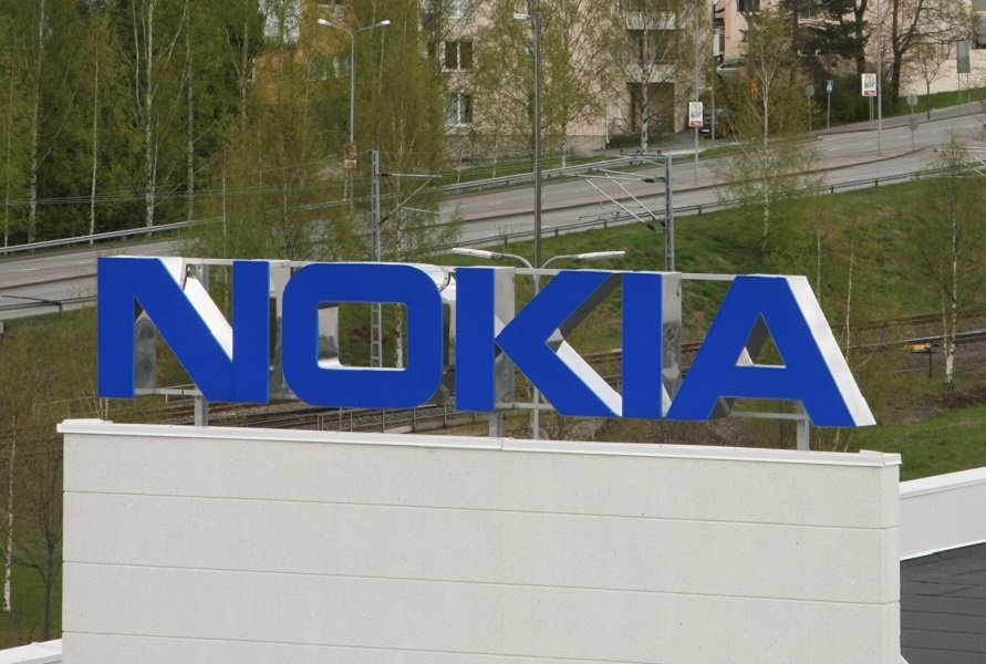 هل ستطلق نوكيا جهازاً لوحياً بحجم 18,4 بوصة