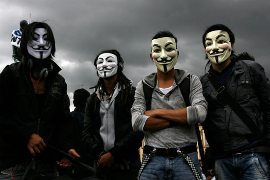 ‫قراصنة اسرائيليون يردون على Anonymous