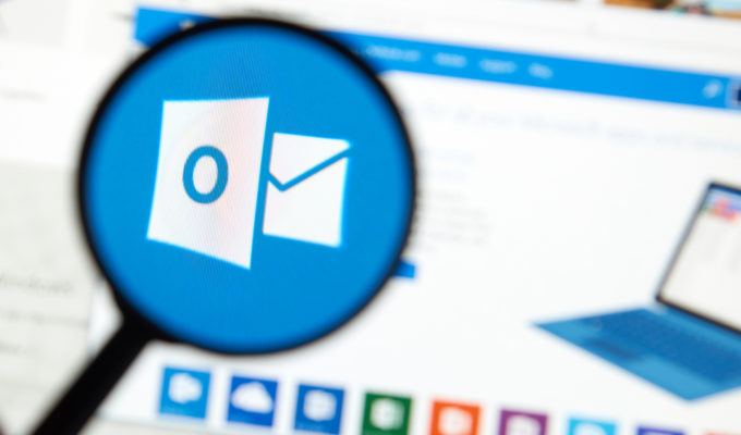 ثغرة أمنية تسمح بمعرفة بيانات الدخول في برنامج Outlook