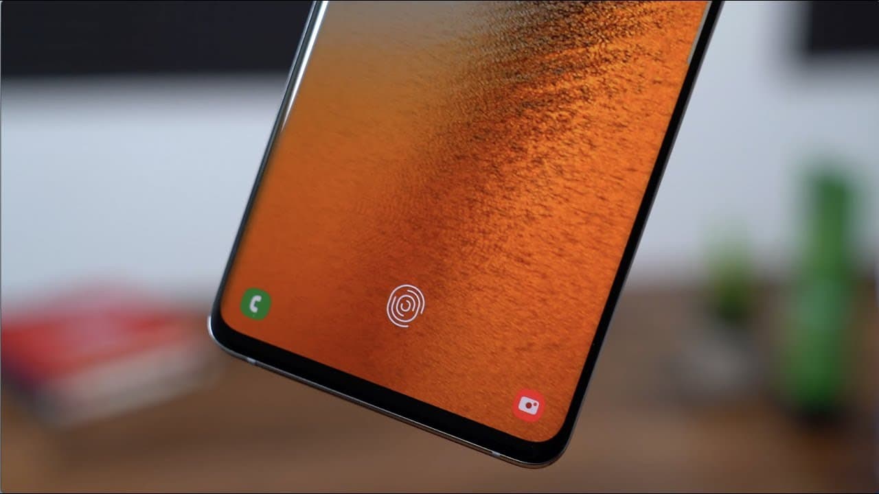 خداع مستشعر بصمة Galaxy S10