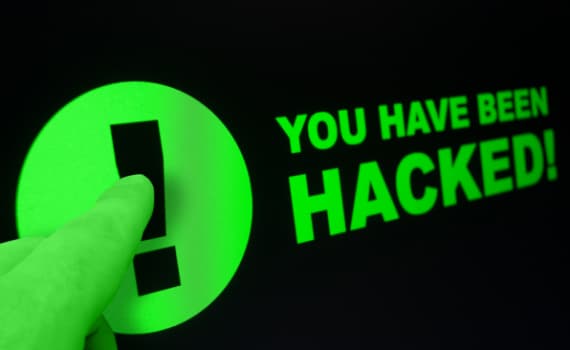 اختراق 4600 موقع إلكتروني