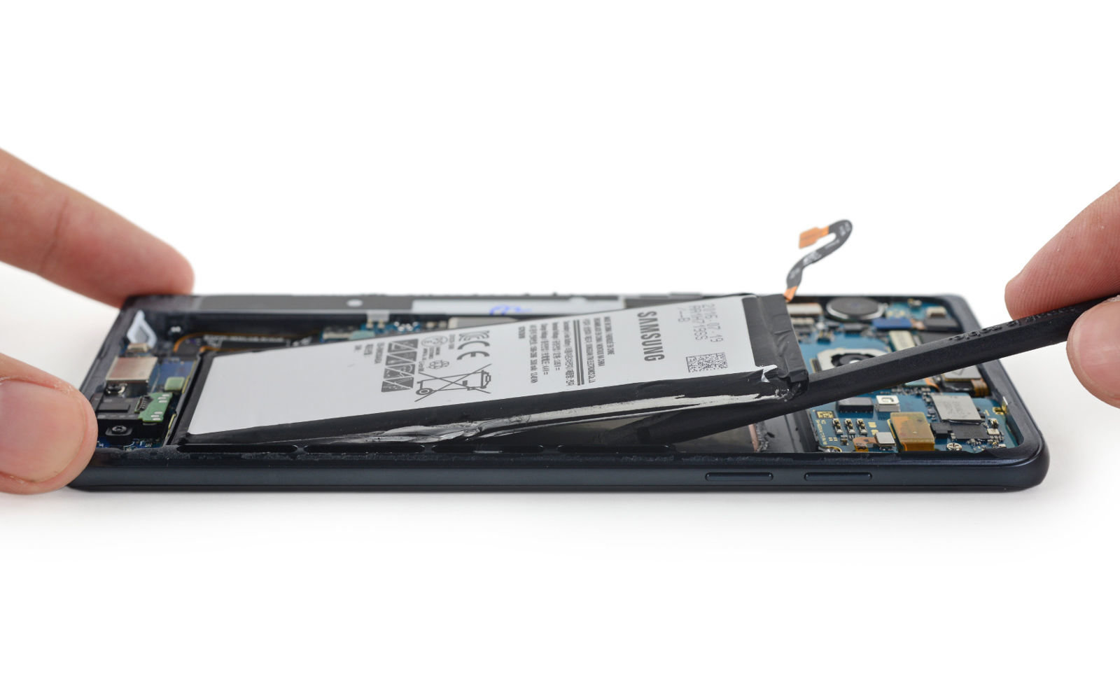 تغليف جديد قد يكون مفتاحًا إلى بطاريات ليثيوم المعدنية الخفيفة