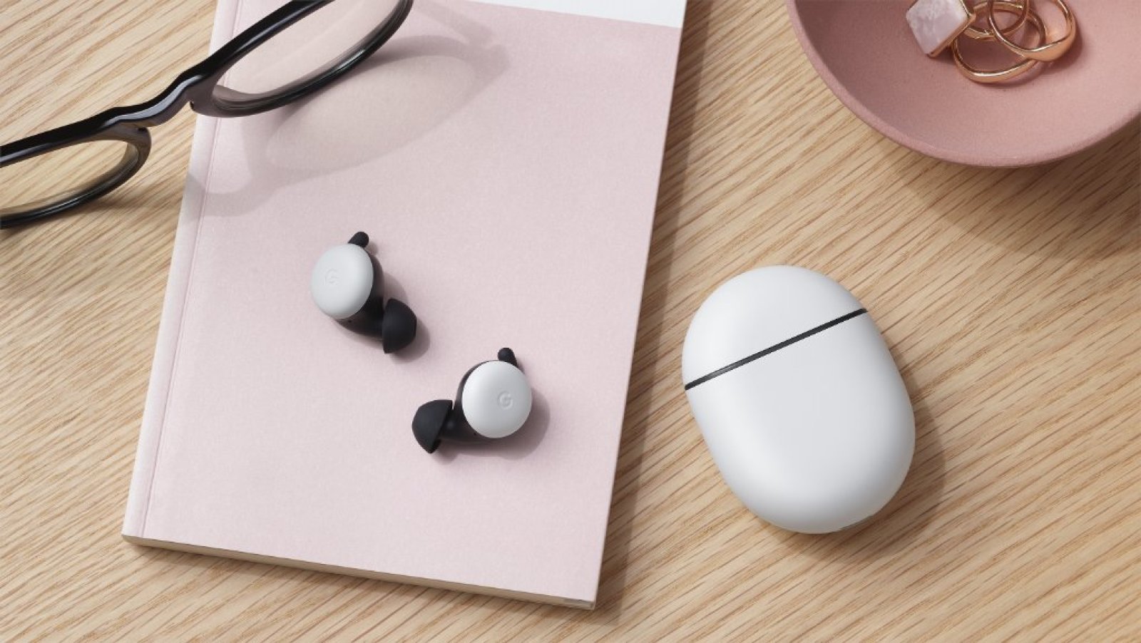 جوجل تُطلق سماعات Pixel Buds الجديدة