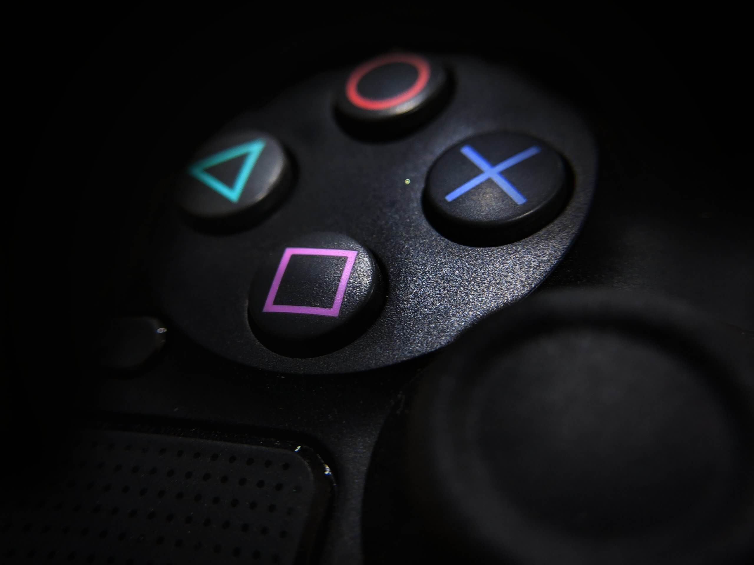 سوني تكافح حتى يبقى سعر بلاي ستيشن 5 أقل من 450 دولار