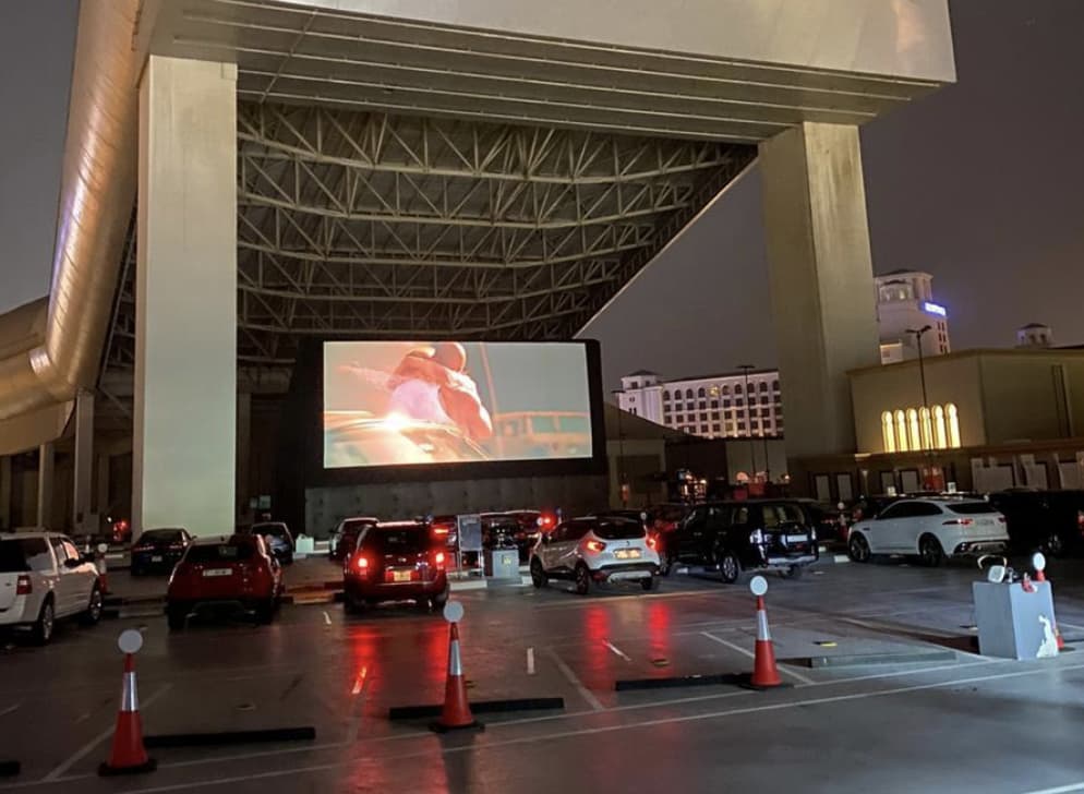 عودة سينما السيارات مُجددًا عبر مول الإمارات بدبي