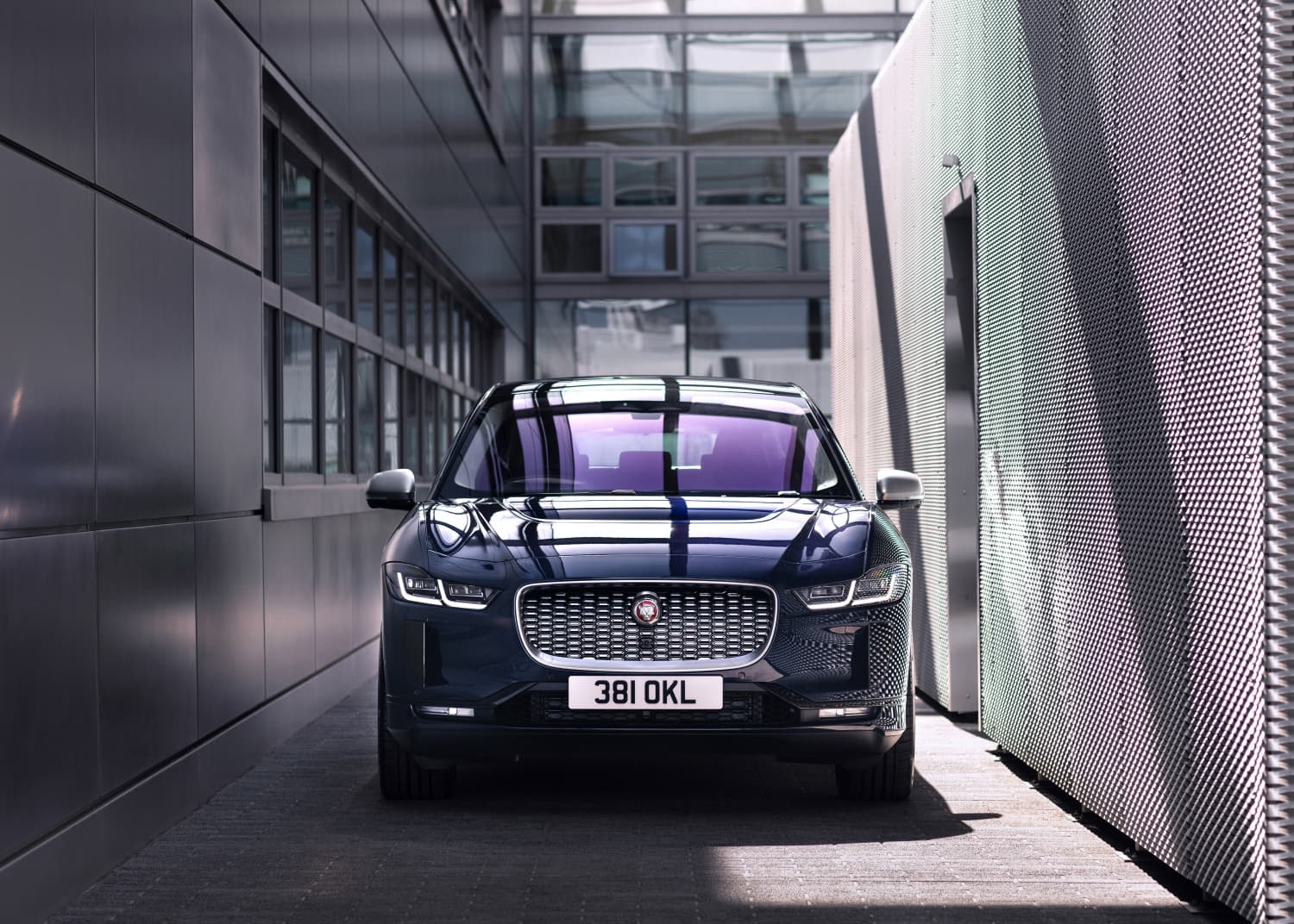 جاجوار I-Pace موديل 2021