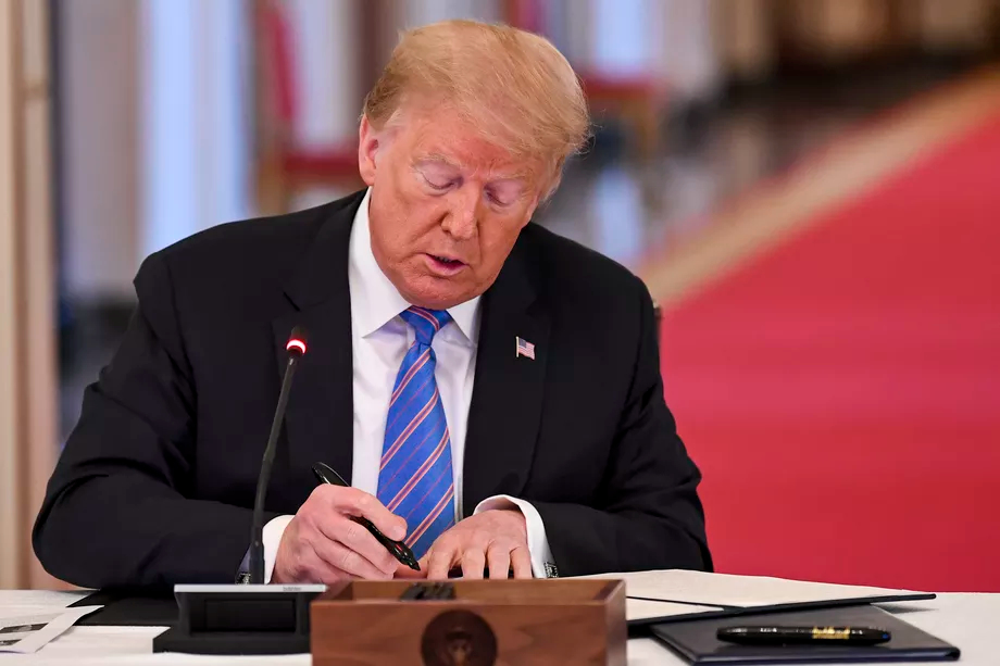 تويتش يعيد حساب ترامب بعد تعليقه بسبب «السلوك البغيض»