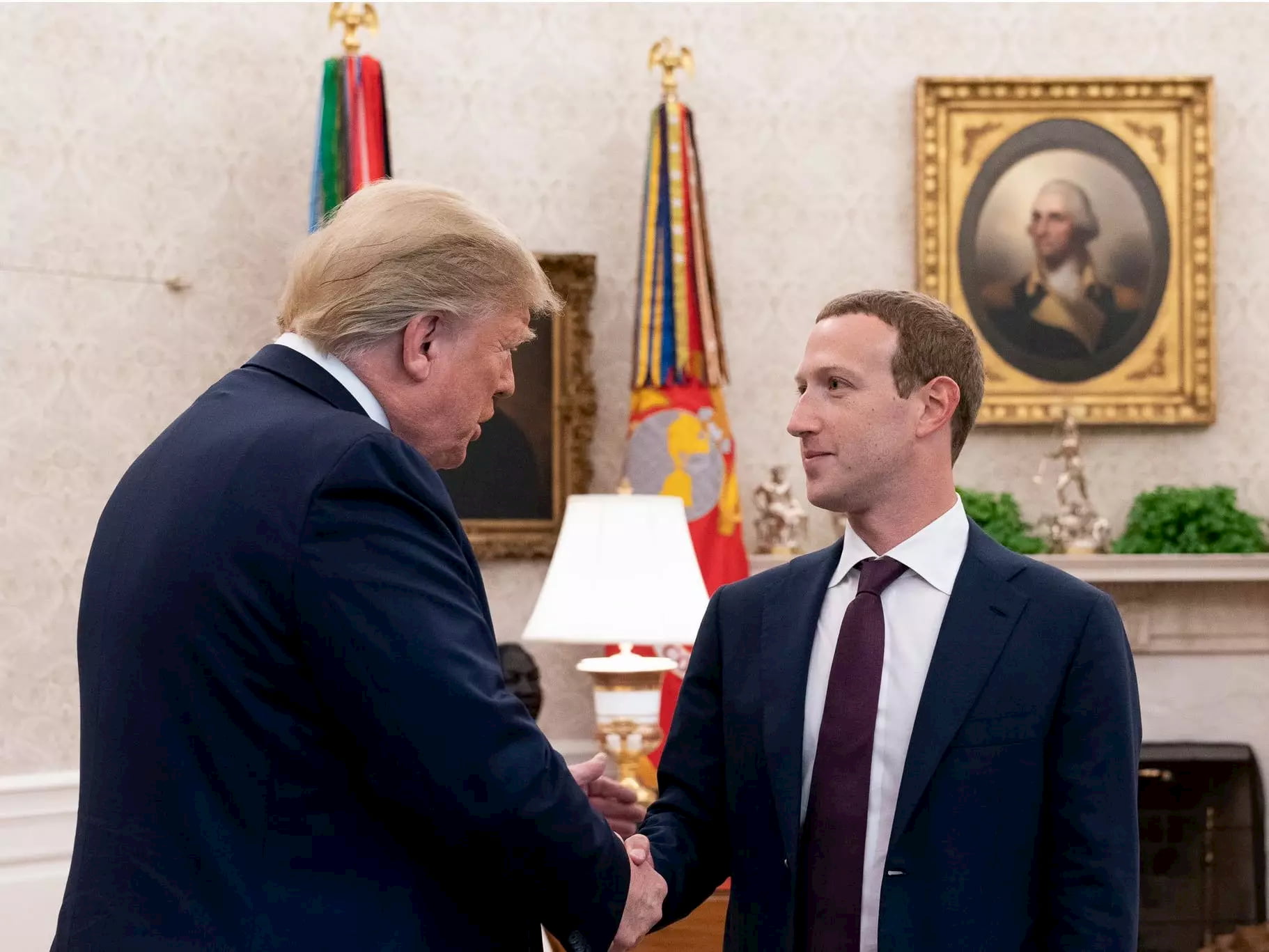 هل يتغاضى فيسبوك عن منشورات ترامب التحريضية عن عمد؟