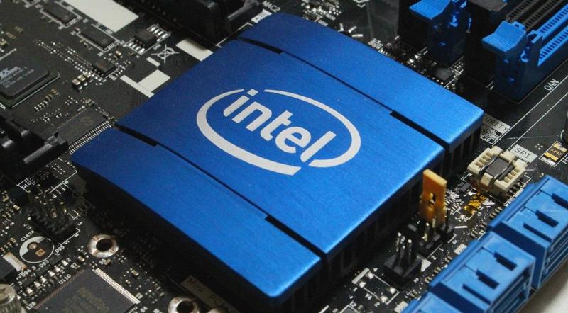 شركة Intel تعلن عن العمل على بطاقات رسوميات للفئة العالية من تصنيعها