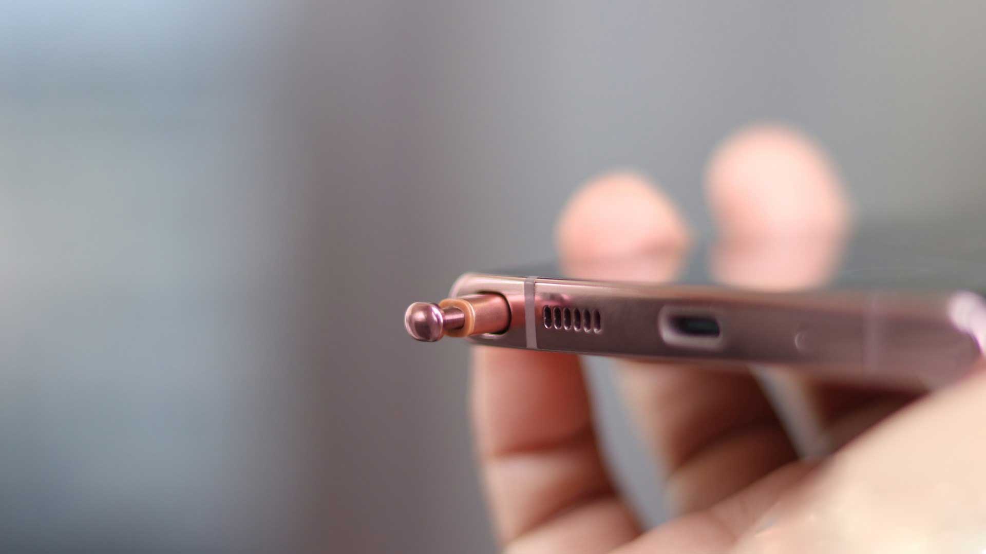 بيانات هيئة الاتصالات الأمريكية تكشف أن هواتف S21 ستدعم استخدام أقلام S-Pen