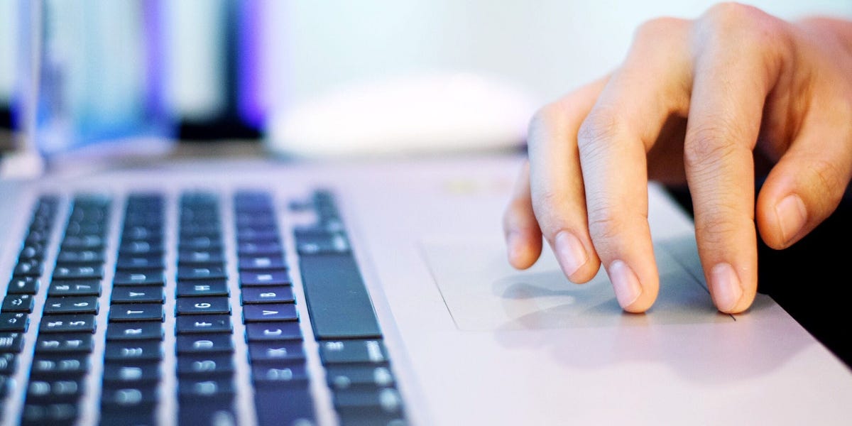 ًكيف تستخدم لوحة اللمس في لابتوبك كالمحترفين مع اختصارات مفيدة جداً