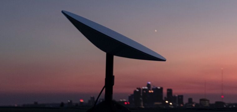 السبب المفاجئ لتوقف الإنترنت الفضائي لدى العديد من مستخدمي Starlink