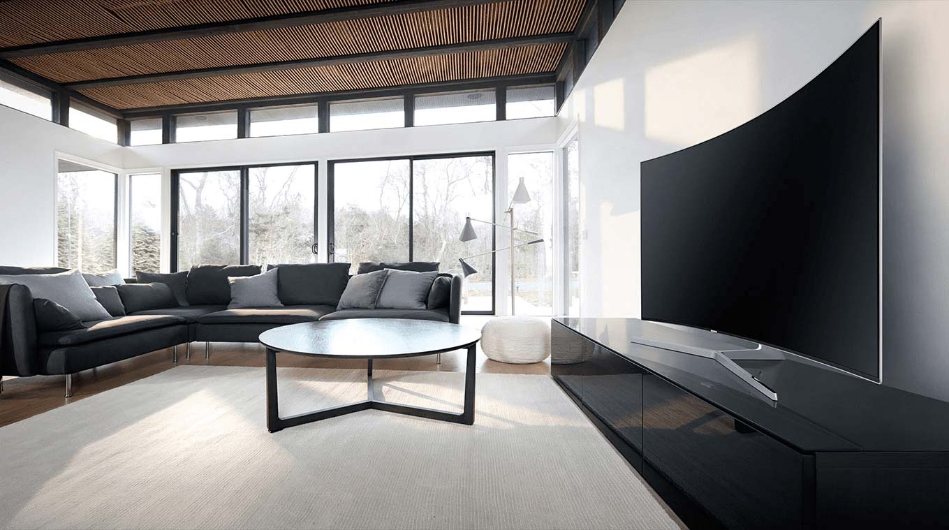 بعدما كانت تقنية واعدة، ماذا حل بالتلفزيونات المنحنية ولماذا انقرضت من المتاجر اليوم؟