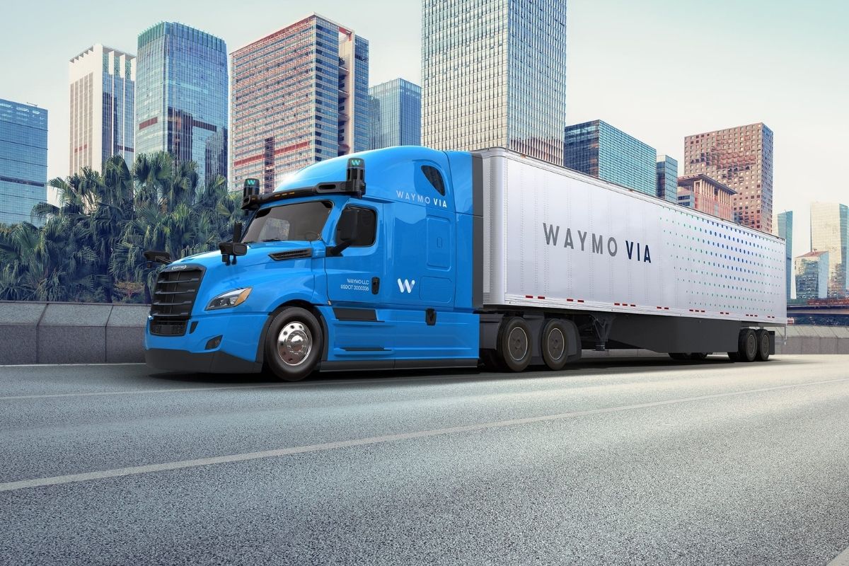 شاحنات ذاتية القيادة