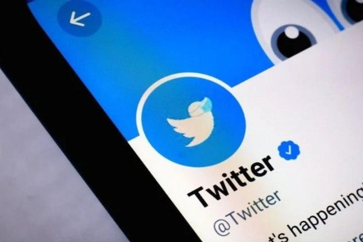 شركة تويتر تطلق تحديثاً جديداً للإشعارات المتعلقة بالتغيردات المضلّلة (1)