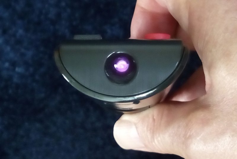 نظارات خاصة تخفي وجهك عن كاميرات المراقبة دون أن تثير الشكوك بمظهرك