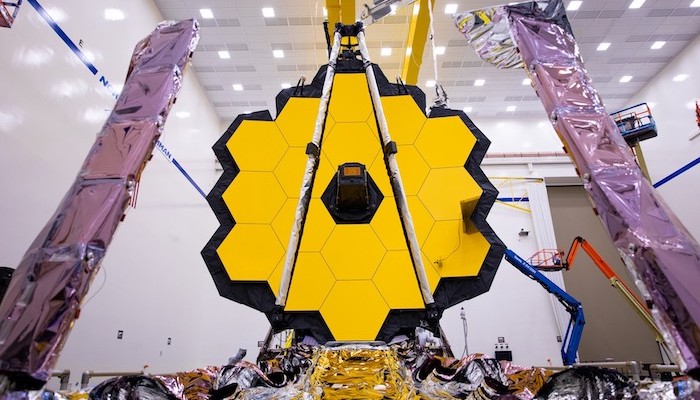 تليسكوب جيمس ويب الفضائي
