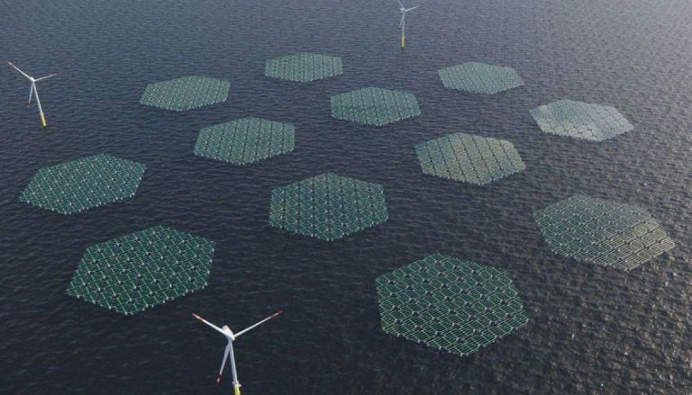 نظام الطاقة الشمسية العائمة