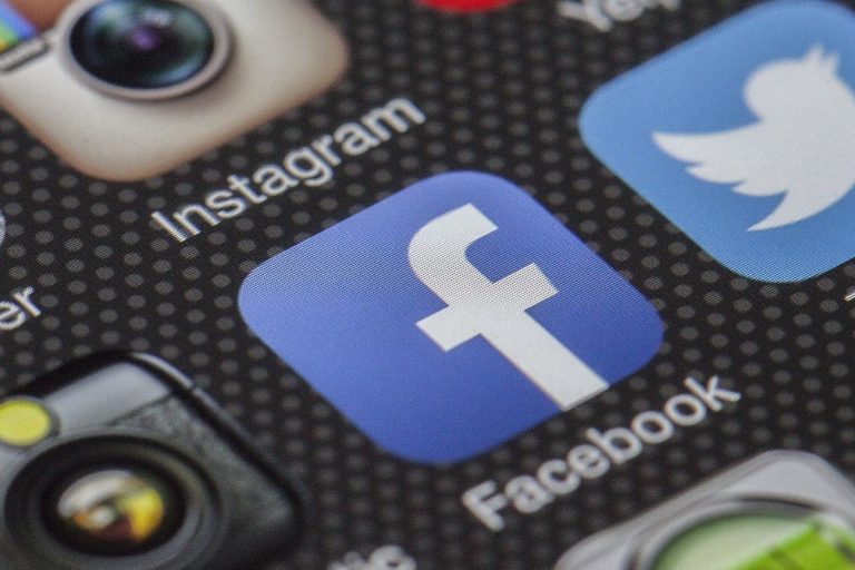 إنشاء حساب فيس بوك ثاني