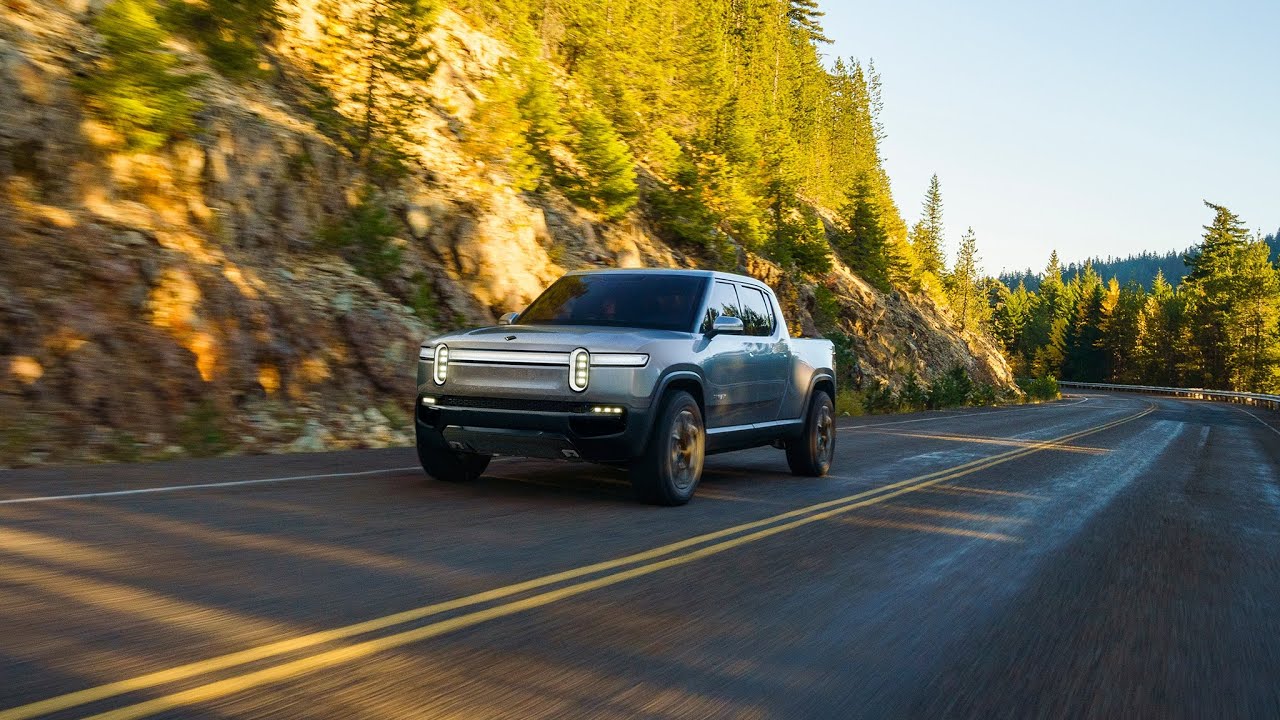 Rivian R1T - الشاحنة المستقبلية الكهربائية بالكامل