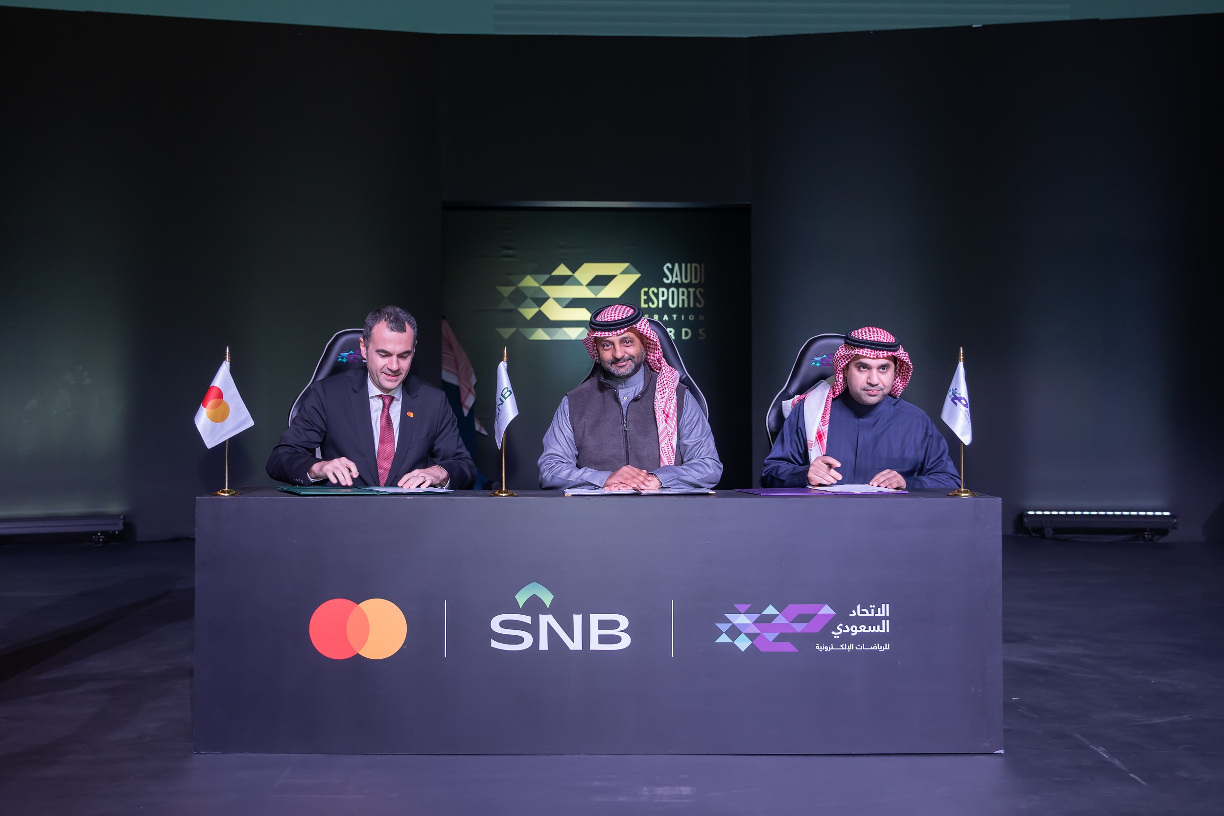 شراكة بين البنك الوطني السعودي وماستركارد والاتحاد السعودي للرياضات الإلكترونية للنهضة بالمجال