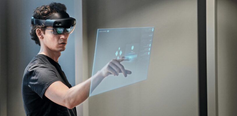 نظارة مايكروسوفت هولولينس