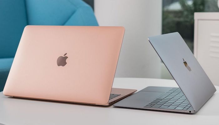 لاب توب ابل صغير