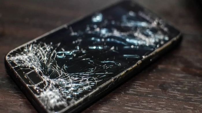 طريقة استرجاع ملفاتك الشخصية من هاتفك بعد تحطمه