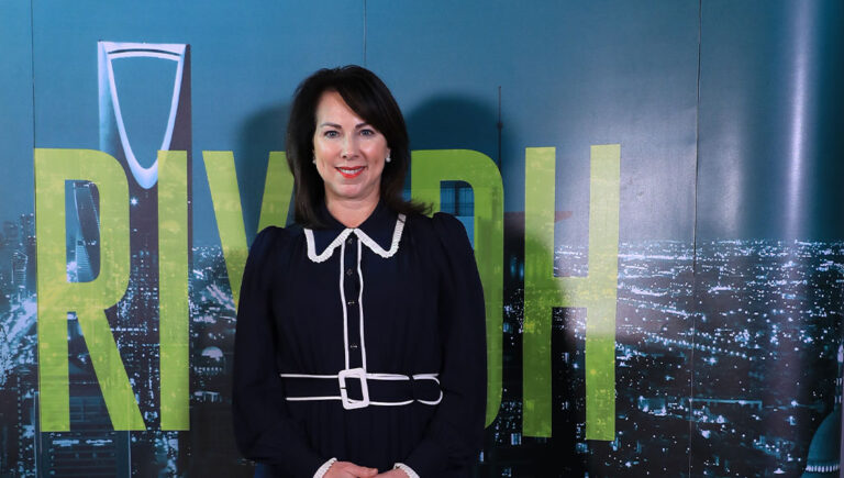 الذكاء الاصطناعي هو الاتجاه الأبرز في قطاع الاتصالات - مقابلة مع مديرة التسويق لدى GSMA