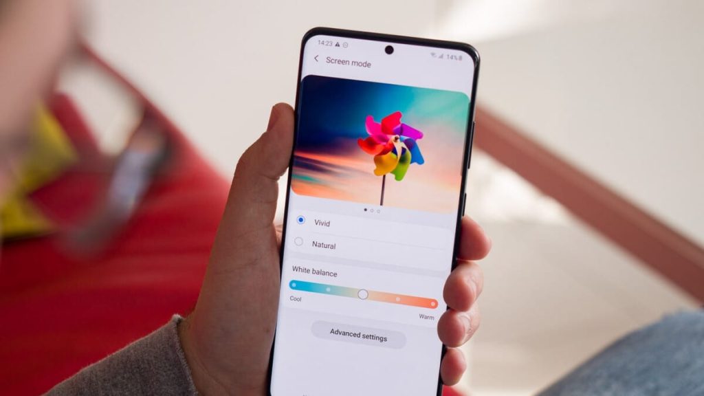 حل مشكلة تغير لون شاشة السامسونج الى اللون الأصفر