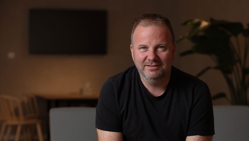 ساندر مارتينز، رئيس قسم الشرق الأوسط في شركة أدين