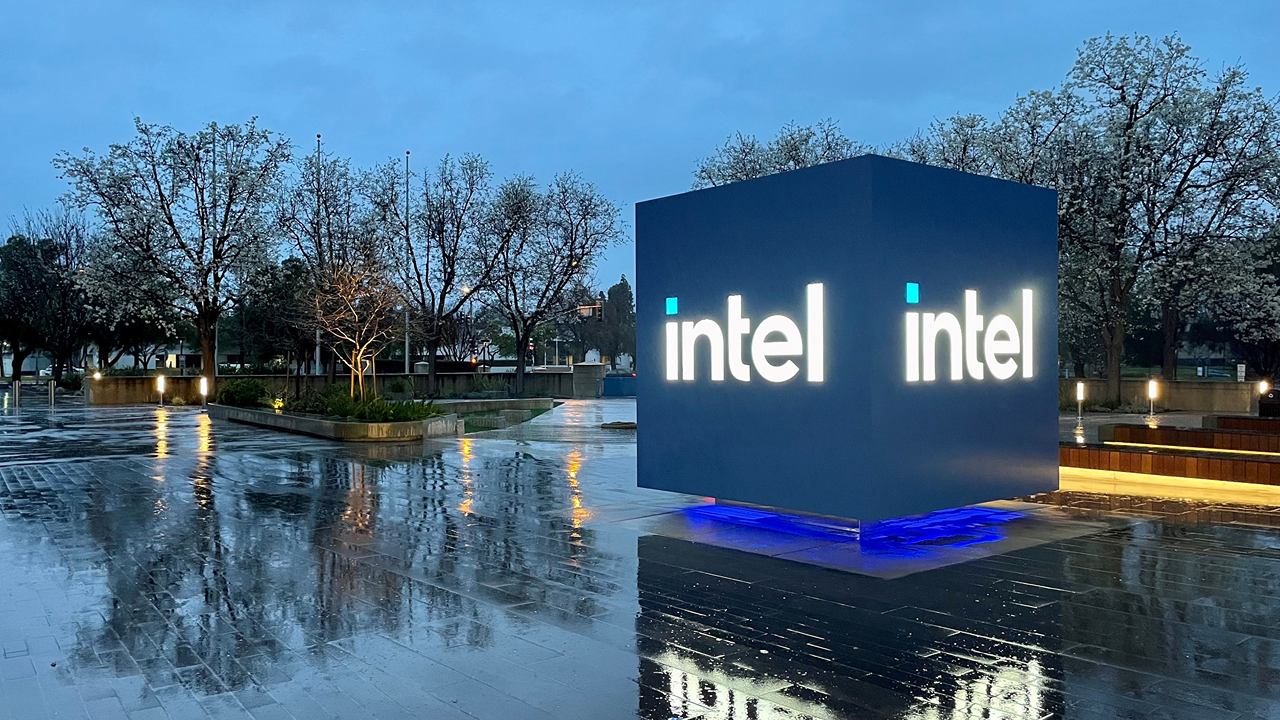 تحالف مرتقب بين Intel وSamsung لكسر هيمنة TSMC المطلقة