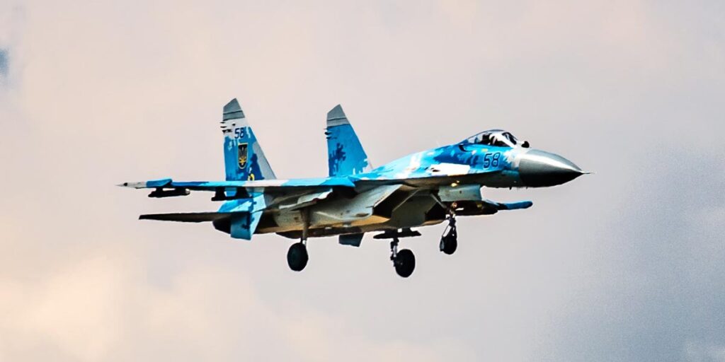 ما هي أخطر التقنيات التي يجب أن تكون في أسرع طائرة حربية في العالم وكم تبلغ سرعتها؟