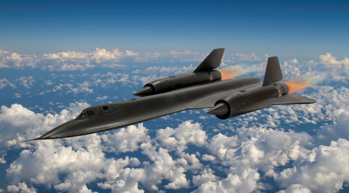 ما هي أخطر التقنيات التي يجب أن تكون في أسرع طائرة حربية في العالم وكم تبلغ سرعتها؟