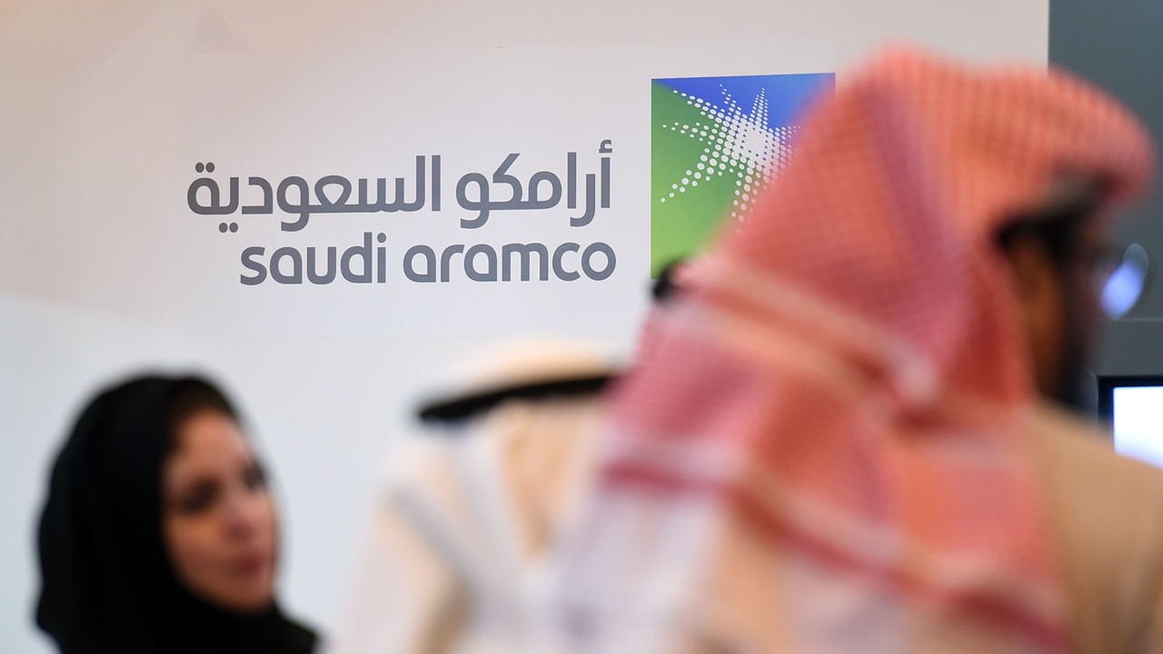 أرامكو تعمّق استثماراتها مع الصين: رهانات كبرى على المستقبل وهيمنة في قطاع البتروكيماويات
