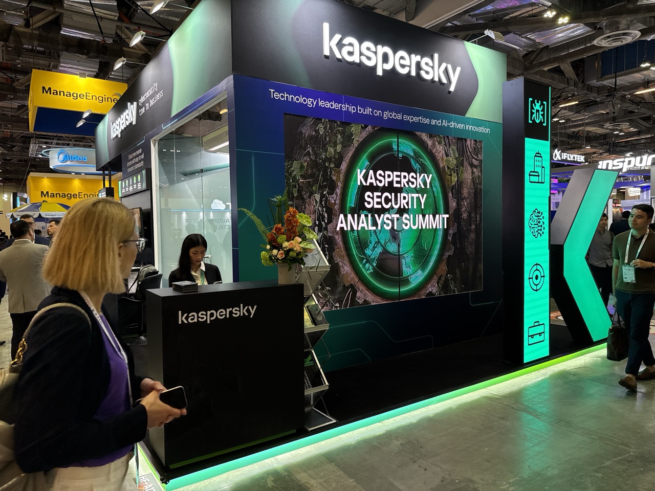 جناح شركة كاسبرسكي في معرض جيتكس آسيا 2025