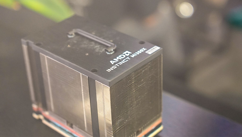 مسرع الذكاء الاصطناعي Instinct MI300X من AMD