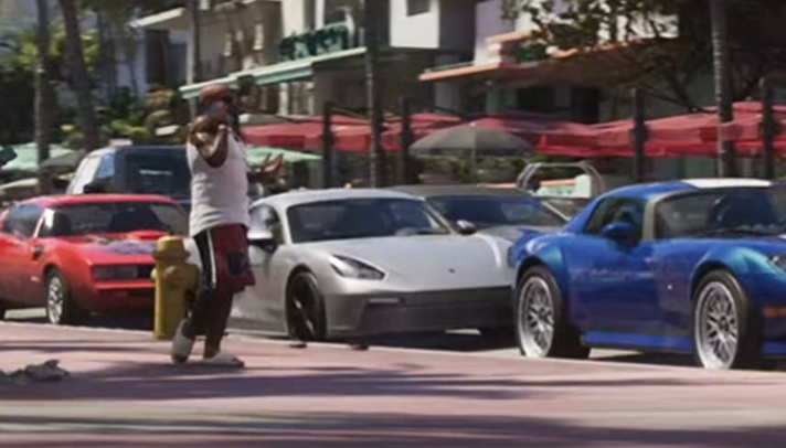 مشاهد في عرض لعبة GTA VI